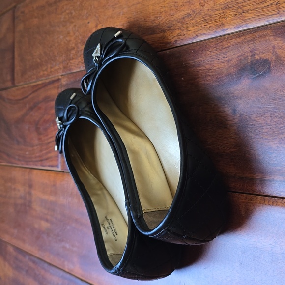 Guess flats - Picture 3 of 6